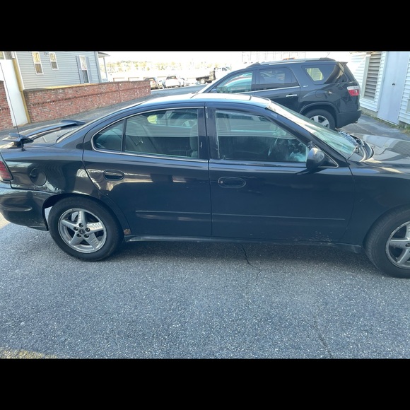 2004 Pontiac grand am - Picture 5 of 5